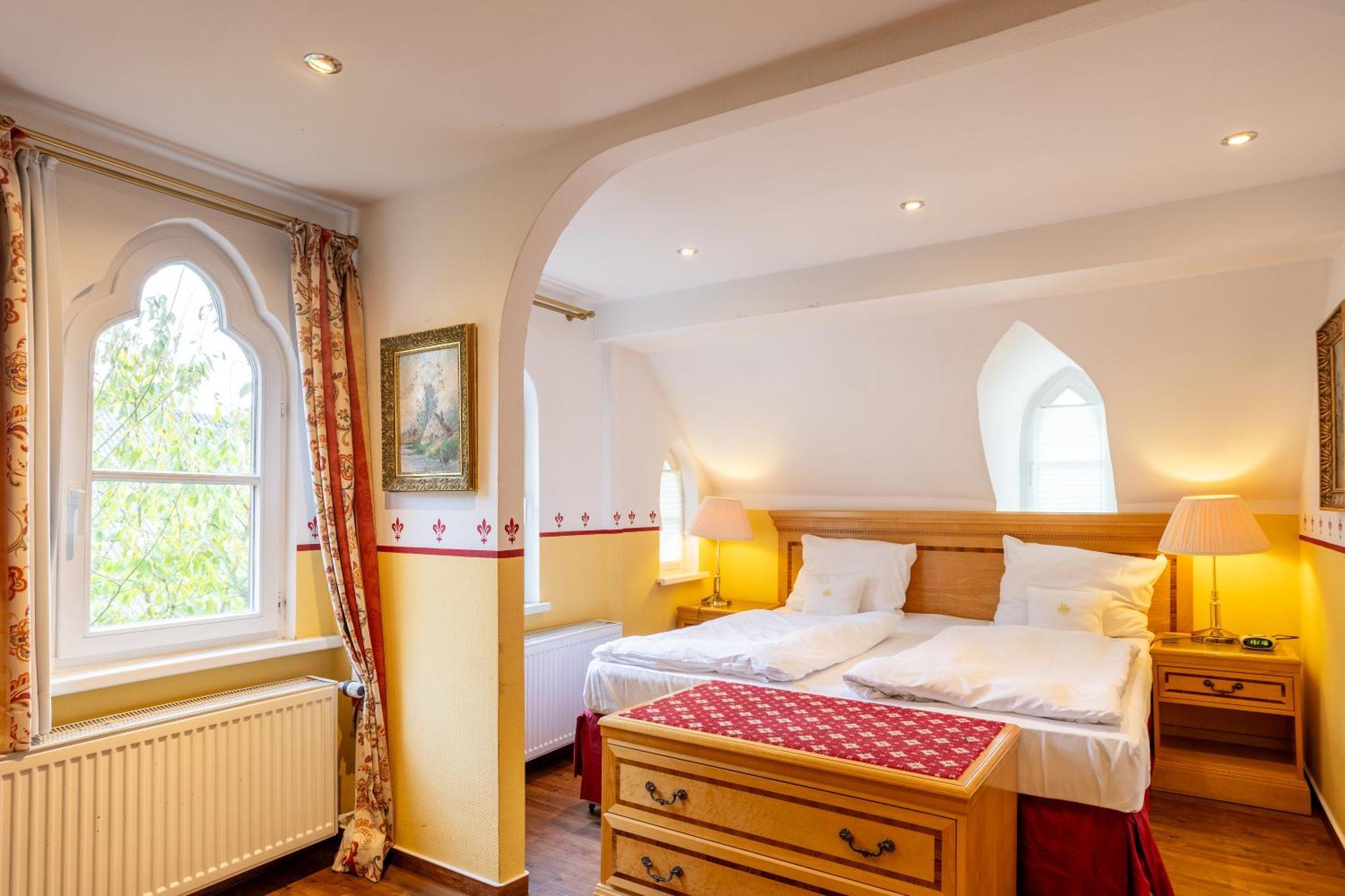 Burghotel Staufenberg Staufenberg  Ngoại thất bức ảnh