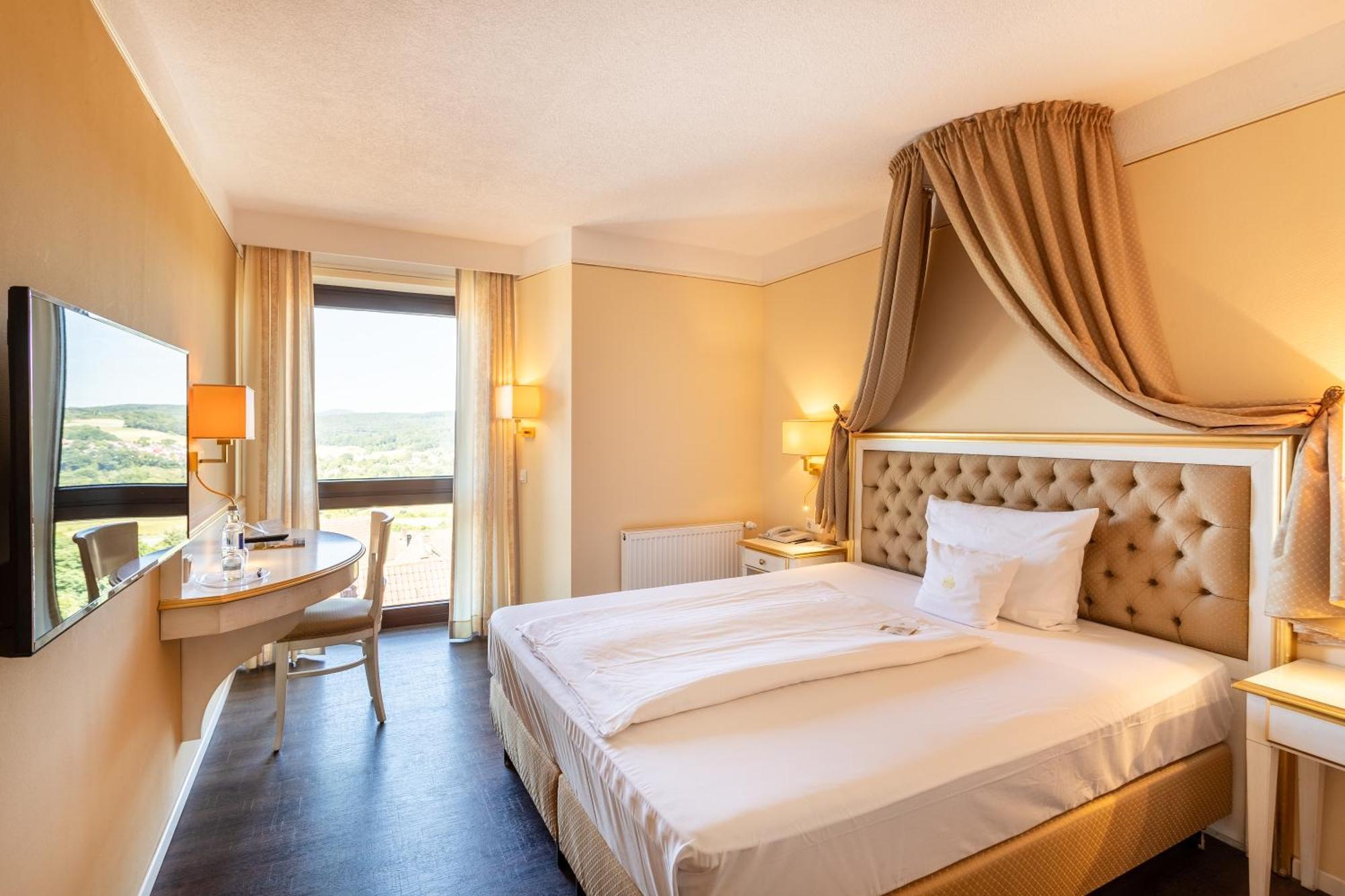 Burghotel Staufenberg Staufenberg  Ngoại thất bức ảnh
