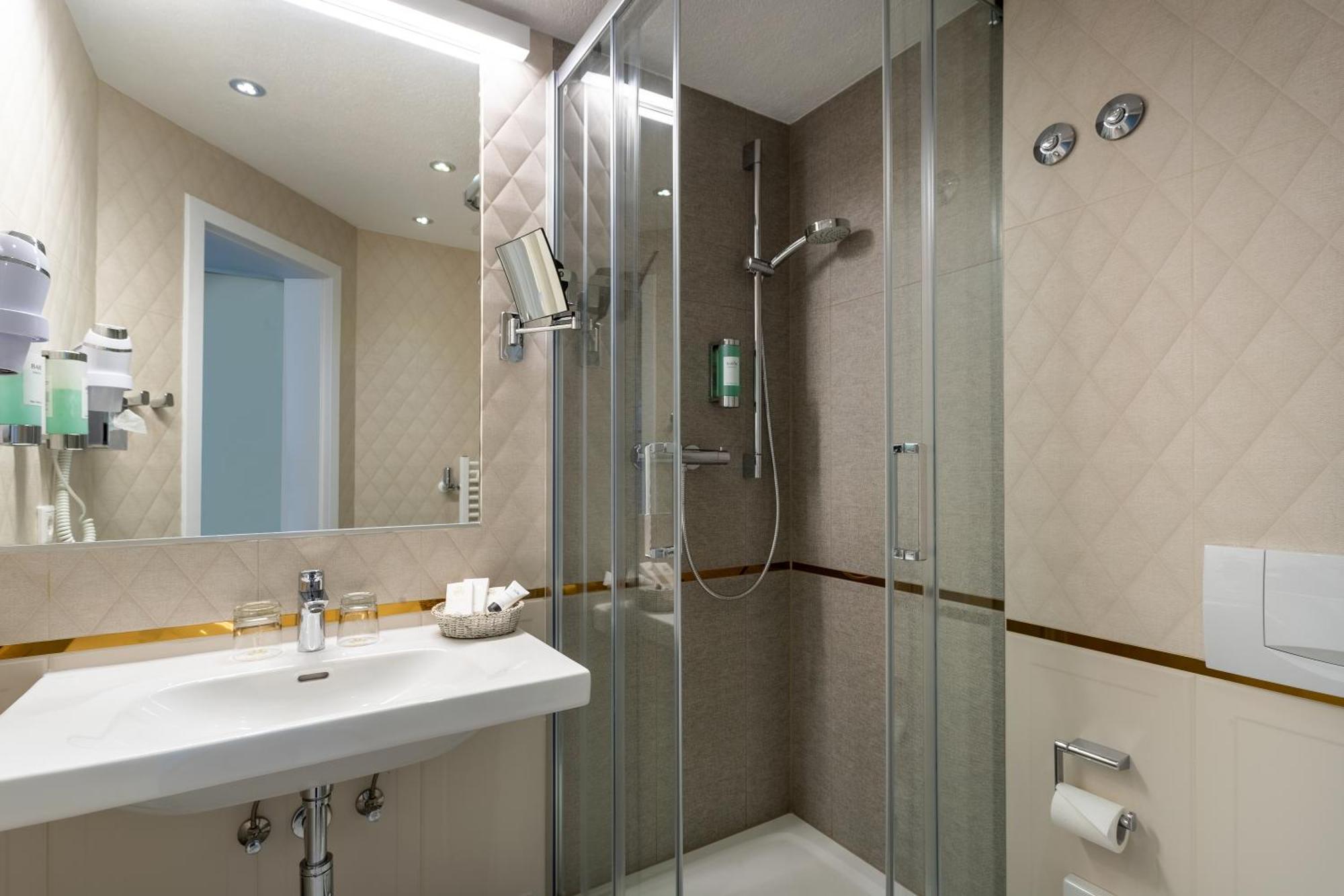 Burghotel Staufenberg Staufenberg  Ngoại thất bức ảnh