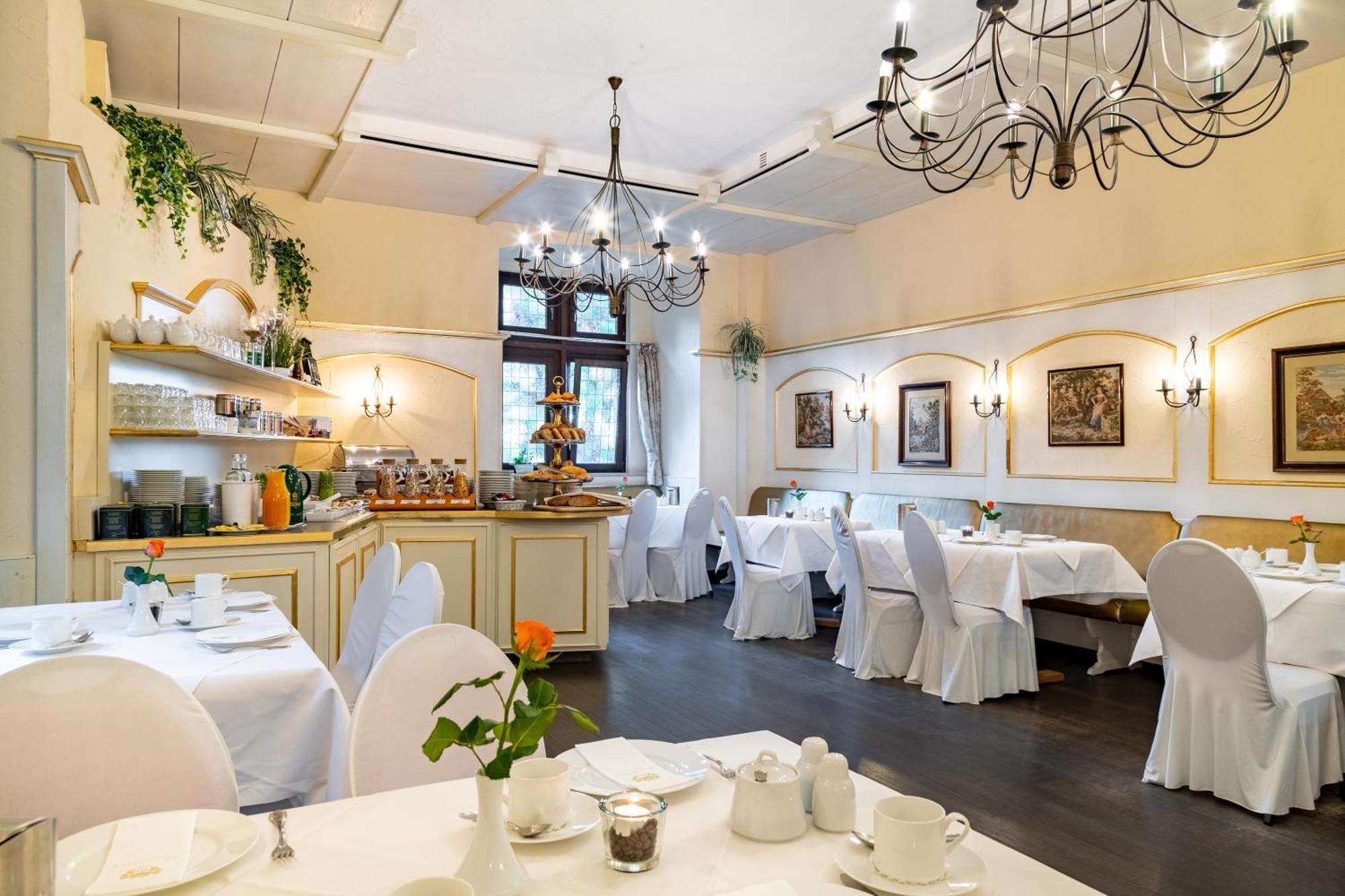 Burghotel Staufenberg Staufenberg  Ngoại thất bức ảnh