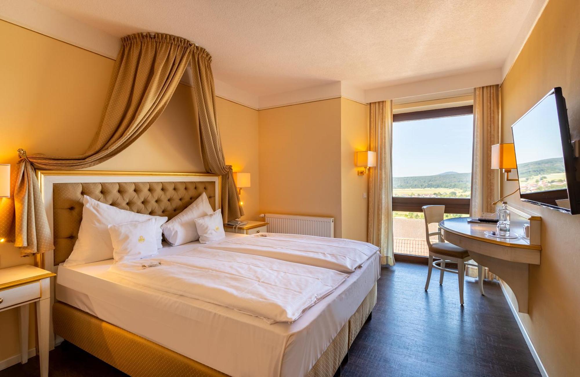 Burghotel Staufenberg Staufenberg  Ngoại thất bức ảnh
