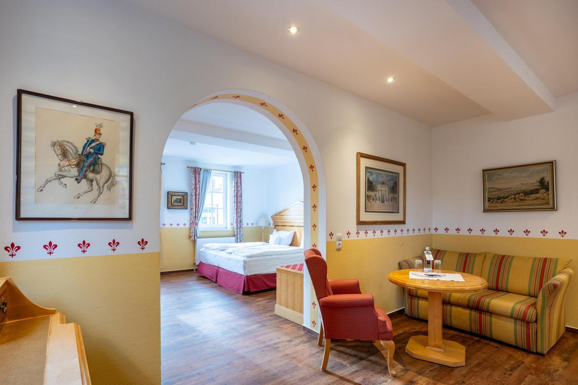 Burghotel Staufenberg Staufenberg  Ngoại thất bức ảnh