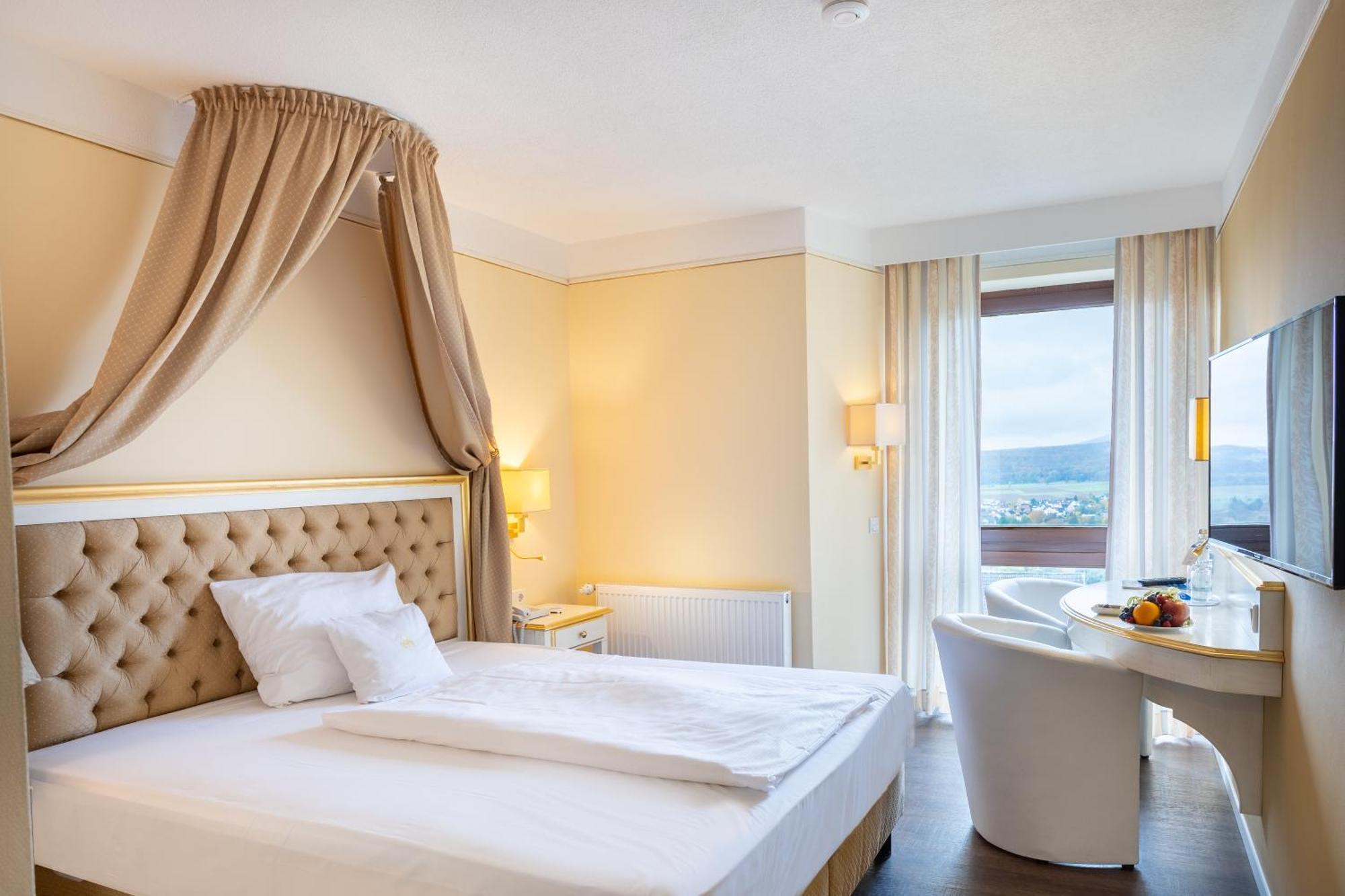 Burghotel Staufenberg Staufenberg  Ngoại thất bức ảnh