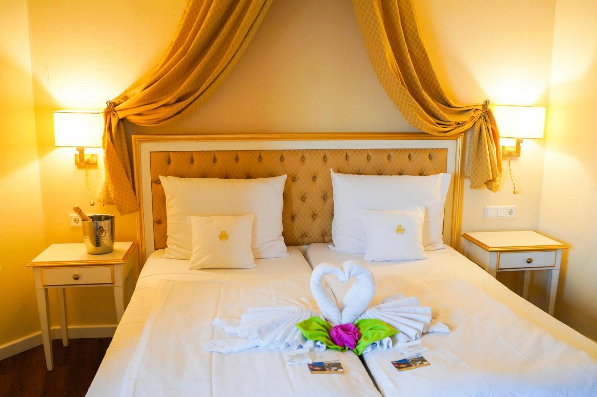 Burghotel Staufenberg Staufenberg  Ngoại thất bức ảnh