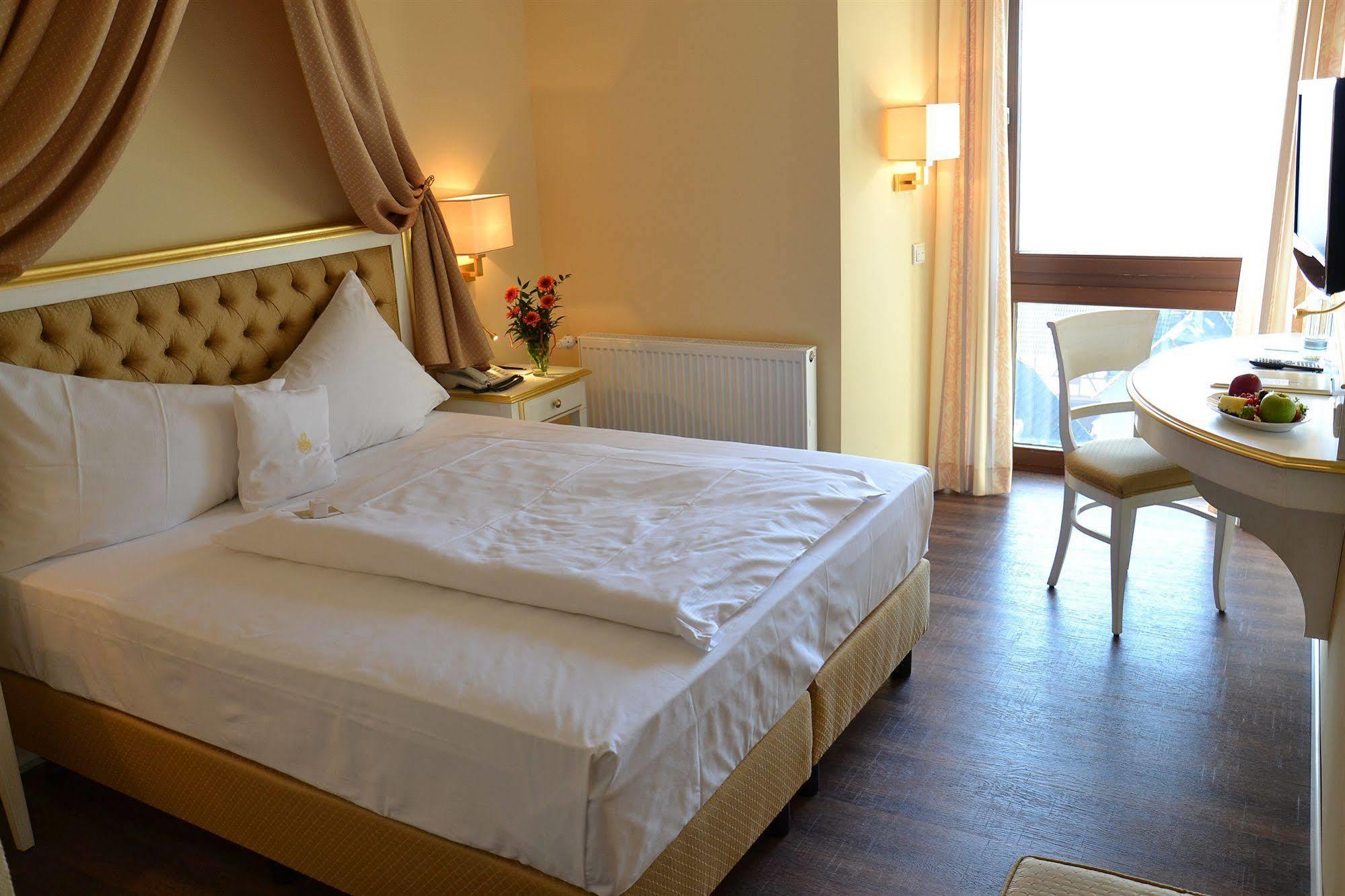 Burghotel Staufenberg Staufenberg  Ngoại thất bức ảnh