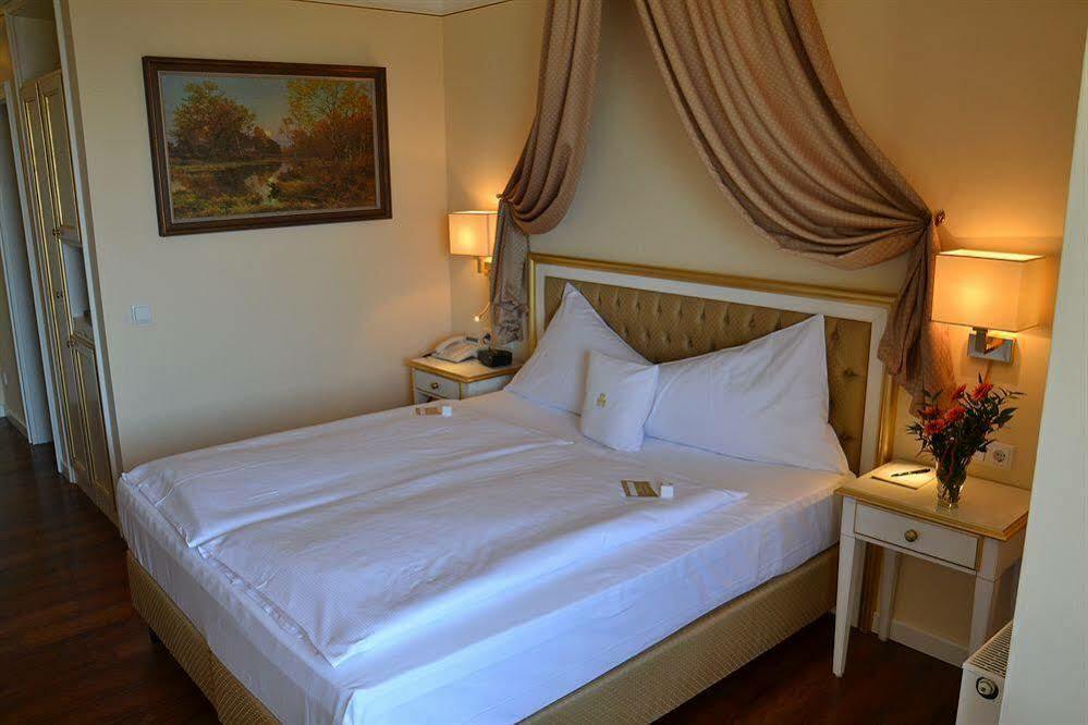 Burghotel Staufenberg Staufenberg  Ngoại thất bức ảnh